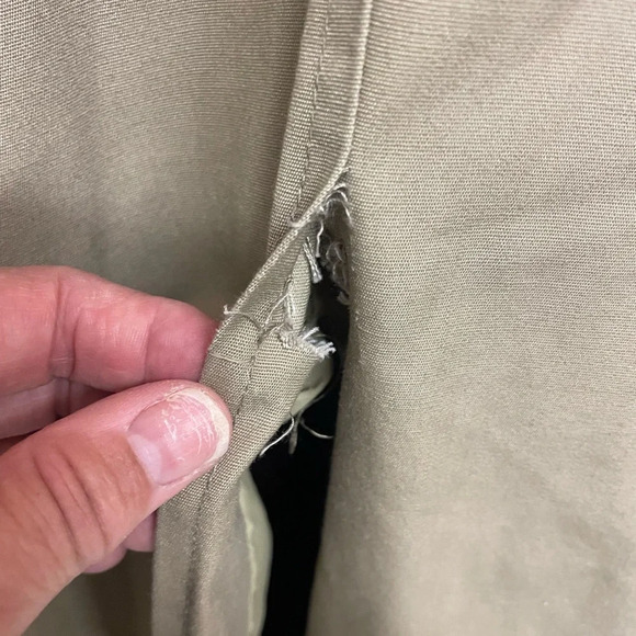 Mens lined raincoat khaki no size or brand available,see measurements for size - Picture 7 of 7